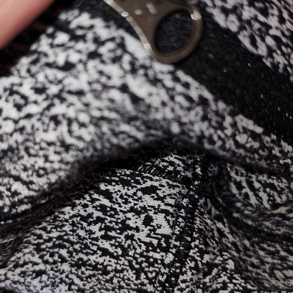 Lululemon Pullover - image 4